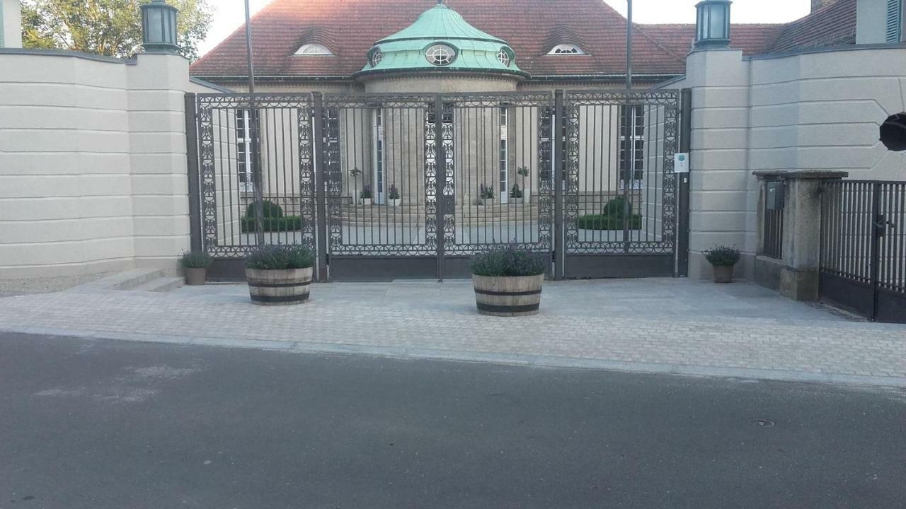 Landhaus Am Jungfernsee Potsdam Esterno foto
